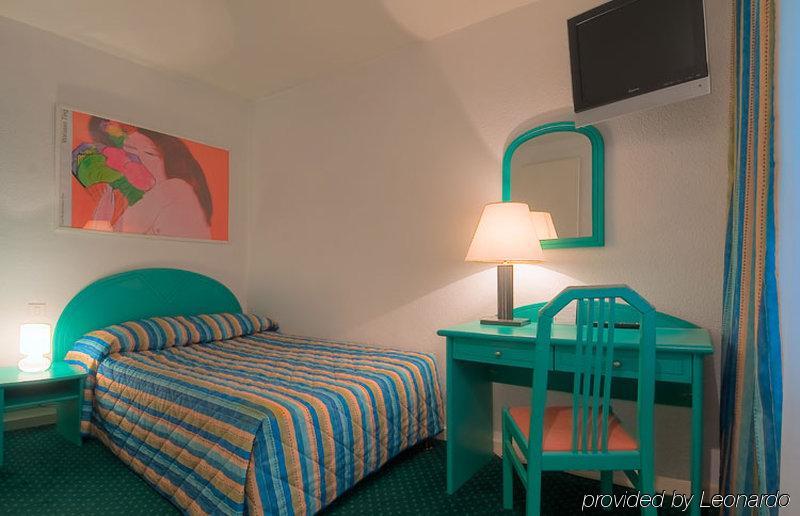 Croix De Malte Hotel Париж Стая снимка