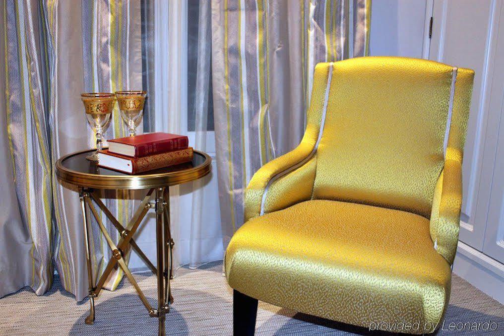 Croix De Malte Hotel Париж Екстериор снимка