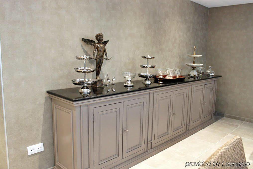 Croix De Malte Hotel Париж Екстериор снимка